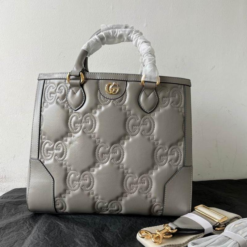 Gucci Handbags 327